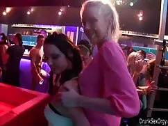 A lány pornó barna h ...