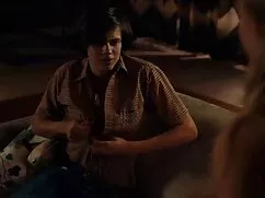 A fickó pornó videó  ...
