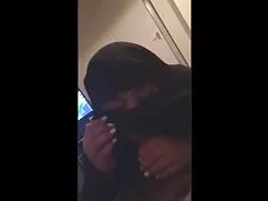 Pornó videó elterjed ...